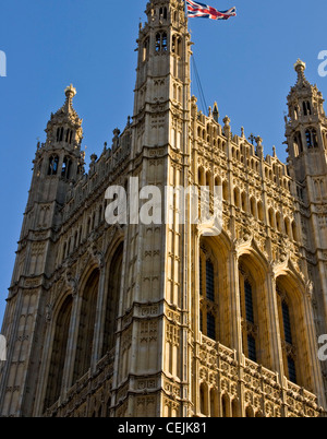 Union Jack Flagge Victoria Tower Houses of Parliament Klasse 1 aufgeführten Weltkulturerbe London England Europa Stockfoto