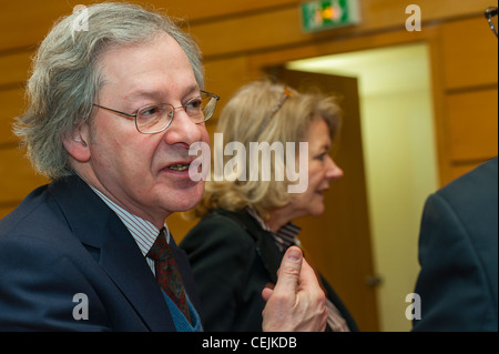 Paris, Frankreich, UNESCO-Konferenz, "die Medien nach Wikileaks', New York Times Redakteure, Reden, internationale Kommunikation Stockfoto