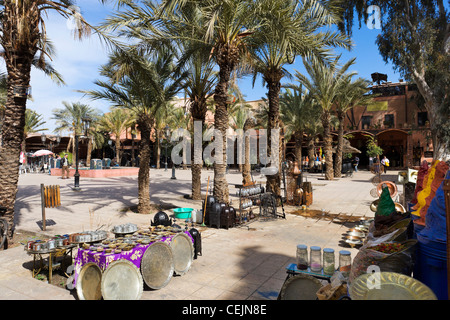 Klempner Geschäfte im Ort des Ferblantiers, Medina, Marrakesch, Marokko, Nordafrika Stockfoto