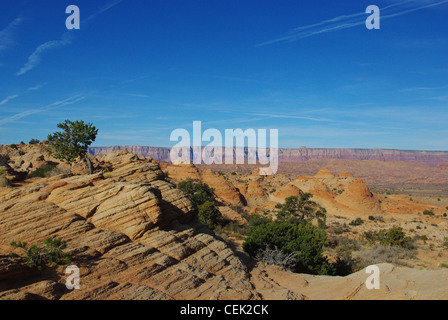 Mehrere Felsformationen mit Vermillion Cliffs, Arizona Stockfoto