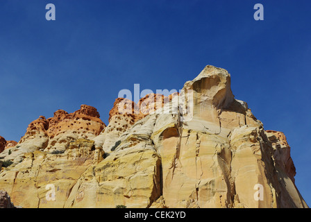 Löcher in Felsen auf Burr Trail Road, Grand Treppe Escalante National Monument, Utah Stockfoto