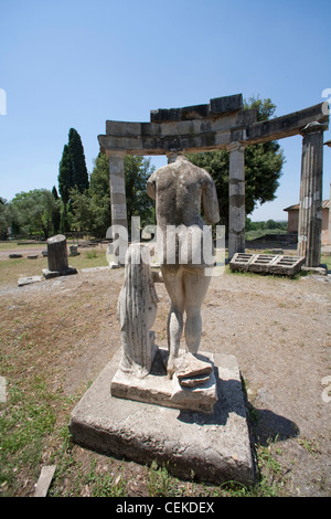 Hadrians Villa luxuriöse Rückzug Kaiser Hadrian in Tibur (heute: Tivoli) erbaut im 2. Jahrhundert n. Chr. nach Hause Kaiser Gericht Tempel Stockfoto