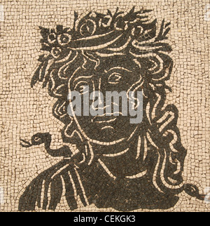 Mosaik schildert Kopf Meer Nymphe eins drei Gorgon Schwestern im klassischen Altertum Bild Medusenhaupt, die Medusa mal verwendet Stockfoto