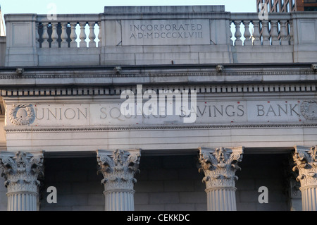 Union Square-Sparkasse Gebäude in New York Stockfoto