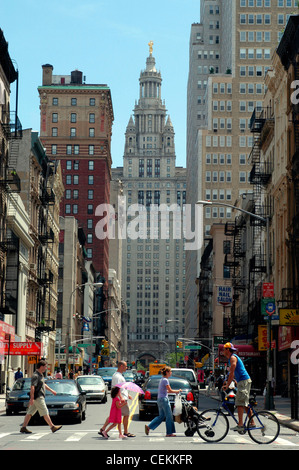 Das Municipal Building, Blick nach Osten auf Chambers Street in Lower Manhattan in New York Stockfoto