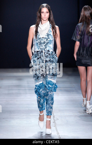 ALEXANDER WANG New York bereit zum WearSpringSummer 2012 Stockfoto