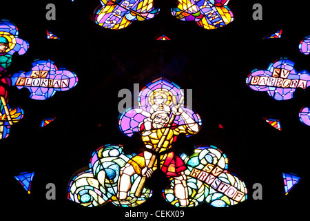 Prag, St.-Veits-Dom, Thunov Kapelle, Glasfenster, Psalm 126:5 Stockfoto