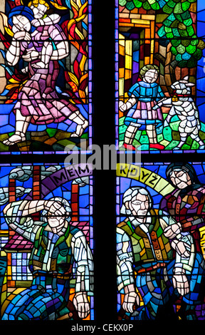 Prag, St.-Veits-Dom, Thunov Kapelle, Glasfenster, Psalmen, Psalm 126:5 Stockfoto