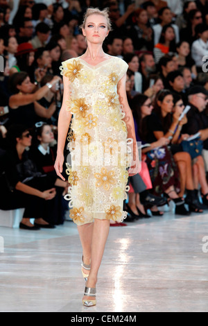 Louis Vuitton Paris bereit, WearSpringSummer 2012 Stockfoto