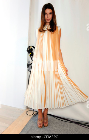 Chloe Backstage Paris Ready to Wear-Frühling-Sommer 2012 Stockfoto