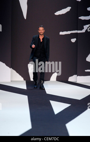 Guy Laroche Paris bereit, tragen Herbst Winter 2011 2012 Mode-Designer Guy Laroche Stockfoto