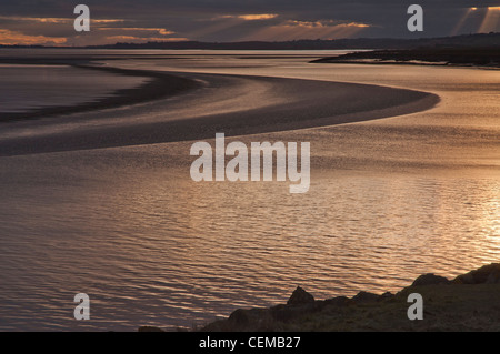 Sonnenuntergang über dem Fluss Severn, Lydney, Gloucestershire, England Stockfoto