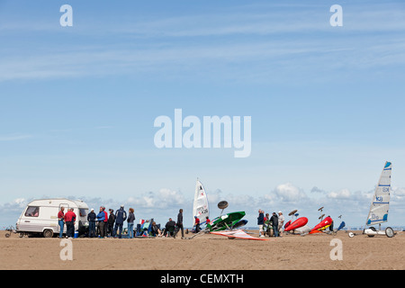 internationalen Land Segeln Yachting Veranstaltung Meisterschaft Wettbewerb treffen auf Hoylake Strand Sandyacht Land Yacht Yachting sandyacht Stockfoto