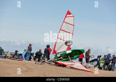 internationalen Land Segeln Yachting Veranstaltung Meisterschaft Wettbewerb treffen auf Hoylake Strand Sandyacht Land Yacht Yachting sandyacht Stockfoto