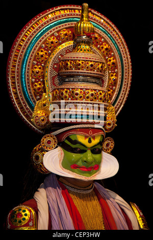 Kathakali-Darsteller in Kerala, Indien Stockfoto