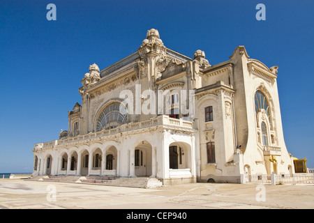 Schöne alte Casino an der Küste des Schwarzen Meeres, Constanta, Rumänien. Stockfoto