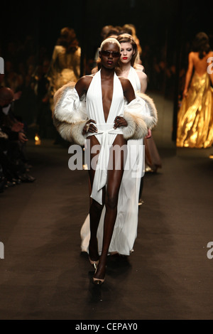 Alexandre VauthierParis Haute CoutureSpringSummer 2011 Stockfoto