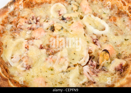 Leckere Meeresfrüchte Pizza closeup Stockfoto