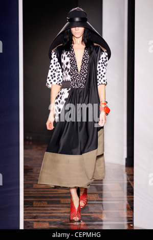 Balenciaga bereit zum WearSpringSummer 2012 Stockfoto