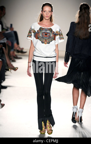 Barbara Bui Paris bereit, WearSpringSummer 2012 Stockfoto