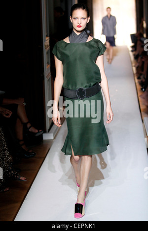 Yves Saint Laurent Paris bereit, WearSpringSummer 2012 Stockfoto