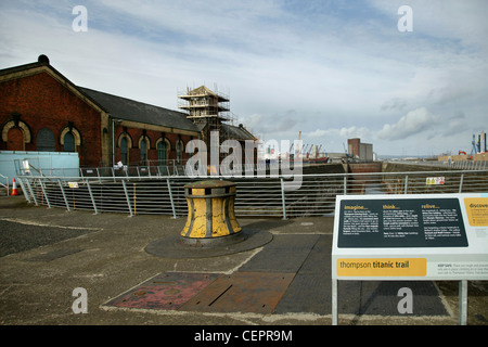 Die Thompson Graving Dock-Plakat in der Titanic Viertel von Belfast Docks. Stockfoto