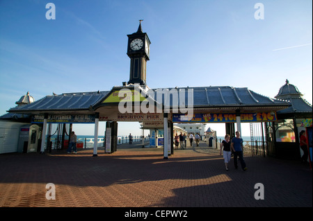 Eingang zum Brighton Pier, ein Klasse 2 denkmalgeschützten Gebäude. Stockfoto