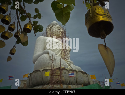 Buddha-Statue in Thailand, Buddha im Bau am Big Buddha Tempel in Phuket Stockfoto