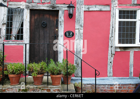 Die Tudor strahlte Armaturenbrett eines Hauses in der Suffolk Dorf Lavenham. Stockfoto