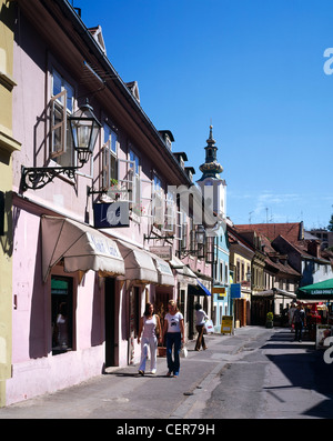 Tkalciceva, Zagreb, Kroatien. Kleine Geschäfte auf der historischen Straße in der Oberstadt Stockfoto