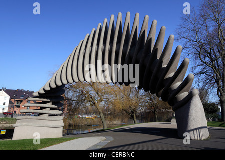 "Quantum Leap" Skulptur, in Mardol Quay Gärten, Shrewsbury gelegen. Stockfoto