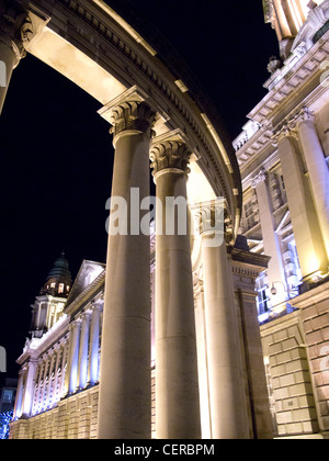 Nacht Schuss von der Kenotaph in Belfast, Northern Ireland Stockfoto