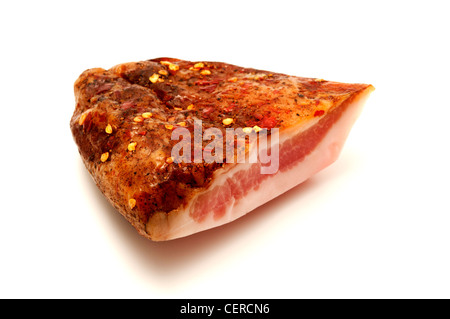 Italienische Guanciale auf weißem Hintergrund Stockfoto