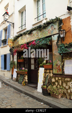 Rue Poulbot, Restaurant Le Poulbot, Montmartre, Paris, Frankreich Stockfoto