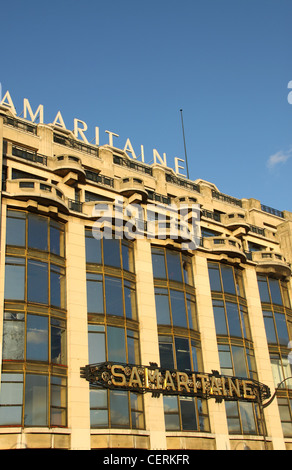 La Samaritaine, großes Kaufhaus, ersten Arrondissement, an den Ufern des Flusses Seine, Paris, Île-de-France, Frankreich Stockfoto