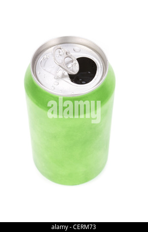 eine grüne Getränkedose mit weißem Hintergrund Stockfoto
