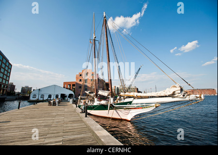 Lady Maryland Schiff angedockt in Fells Point im Baltimore Douglas Museum Stockfoto