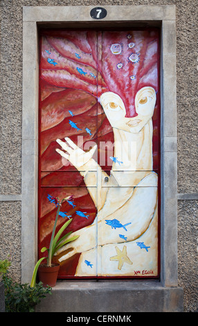 Tür Nr. 7   Zona Historica do Funchal Portas com Arte doors with Art in Funchal, Madeira, Portugal. Stockfoto