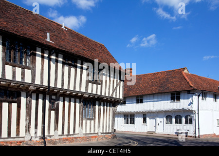 Mittelalterliche Fachwerkbauten im historischen Dorf Lavenham. Lavenham gewonnen Blütezeit im 15. und 16. Jahrhundert Stockfoto