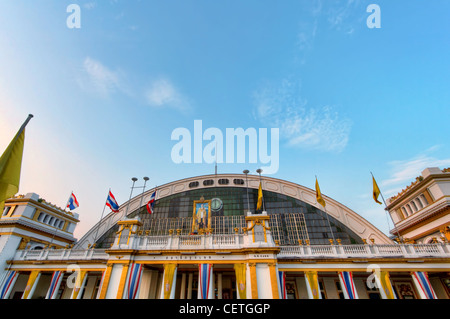 Bangkoks Hauptbahnhof - Hua Lamphong Station Stockfoto