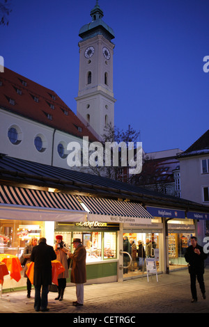 Viktualienmarkt-Markt in der Nacht, München, Bayern, Deutschland Stockfoto