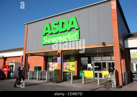 ASDA Supermarkt Stockfoto