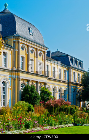 Schloss Poppelsdorf, abgeschlossen im Jahre 1753 von Clemens August, im Zentrum von Bonn, Deutschland Stockfoto