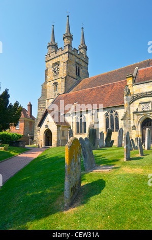 Der hl. Johannes der Täufer Kirche in der ländlichen Gemeinde von Penshurst, Kent, Großbritannien Stockfoto