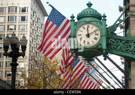 Chicago, Marshall Fields Uhr auf der State Street Stockfoto