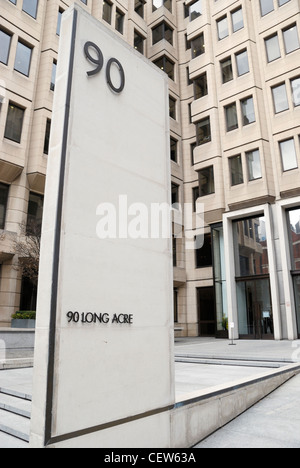 Bürogebäude am Platz 90 Long Acre, Covent Garden, London, England Stockfoto