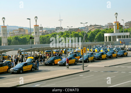 U-Bahnhof Sants Taxis Barcelona Spanien Europa Katalonien Stockfoto