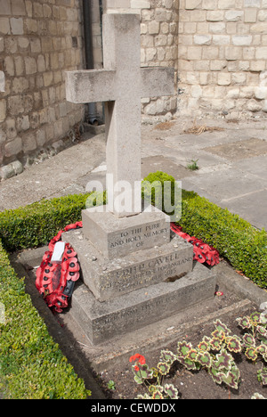 Ein Denkmal für Edith Cavell, Weltkrieg einer Krankenschwester und Patriot in Norwich. Stockfoto