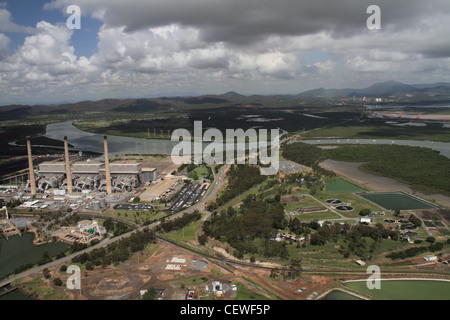 Gladstone, Queensland Luftaufnahme des Kraftwerks und die umliegende Landschaft Stockfoto