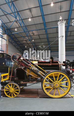 Replik George Stephenson Rakete im National Railway Museum, York, UK Stockfoto